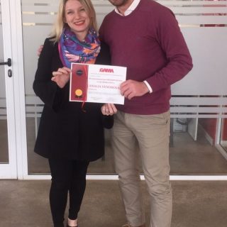 Ani (Corralón): Predisposición y colaboración