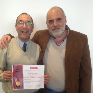 Oscar (Ventas): Compañerismo